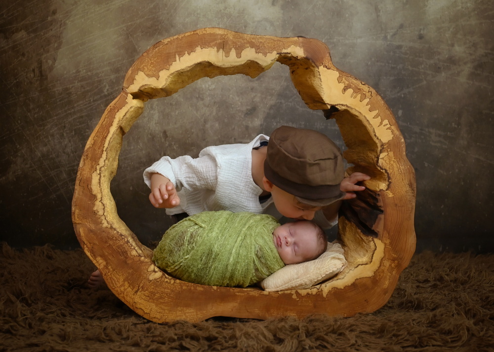 Fotograf Neugeborene Erfurt – Voigt Fotografie Ein friedlich schlafendes neugeborenes Baby beim Baby-Fotoshooting in Erfurt